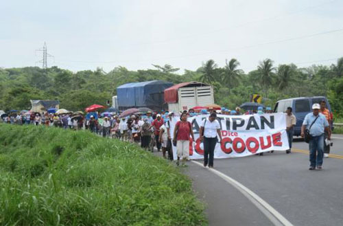 Imagen 2. Manifestación: Jáltipan dice ¡No al coque! Fotografía: Tapalehui Toj Nehuan, 2013.