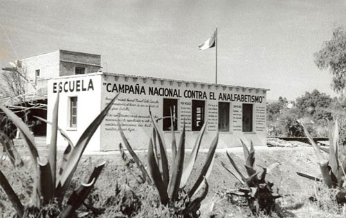 Escuela de San Bartolo, reportaje de la campaña de alfabetización, Estado de México, diciembre de 1944