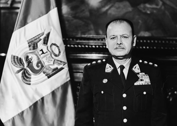 Juan Velasco Alvarado (1910-1977) gobernó al Perú de 1968 a 1975