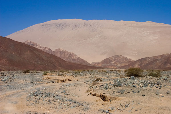 Apu (Duna) Cerro Blanco (Nazca, Perú)