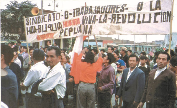 Movilización campesina exigiendo aplicación de la Ley de Reforma Agraria, 1970