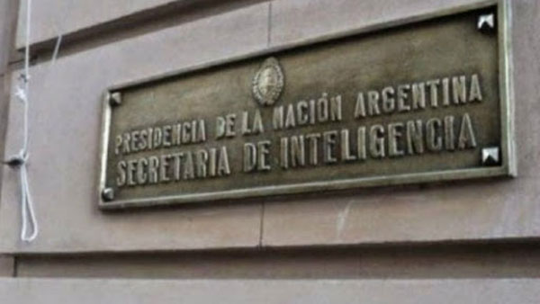 Placa de la Agencia de Inteligencia en la Argentina