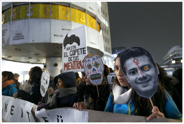 Marcha en Berlín para exigir justicia por la desaparición de los 43 normalistas de Ayotzinapa