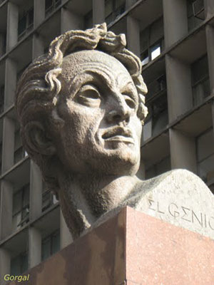 Escultura <em>Simón Bolívar-El Genio</em>, de Victorio Machado