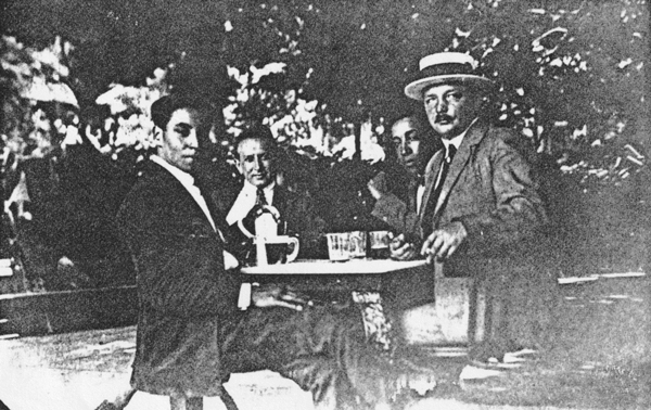 De izquierda a derecha: César Wilfredo Rozas, Edgardo Rozas