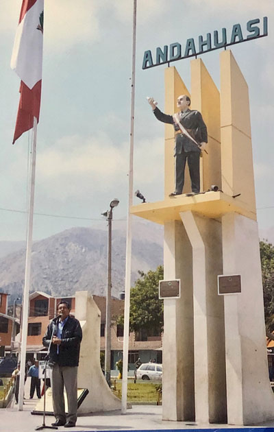 Inauguración del Monumento a Velasco como reconocimiento de los trabajadores del valle, el 24 de junio de 1994